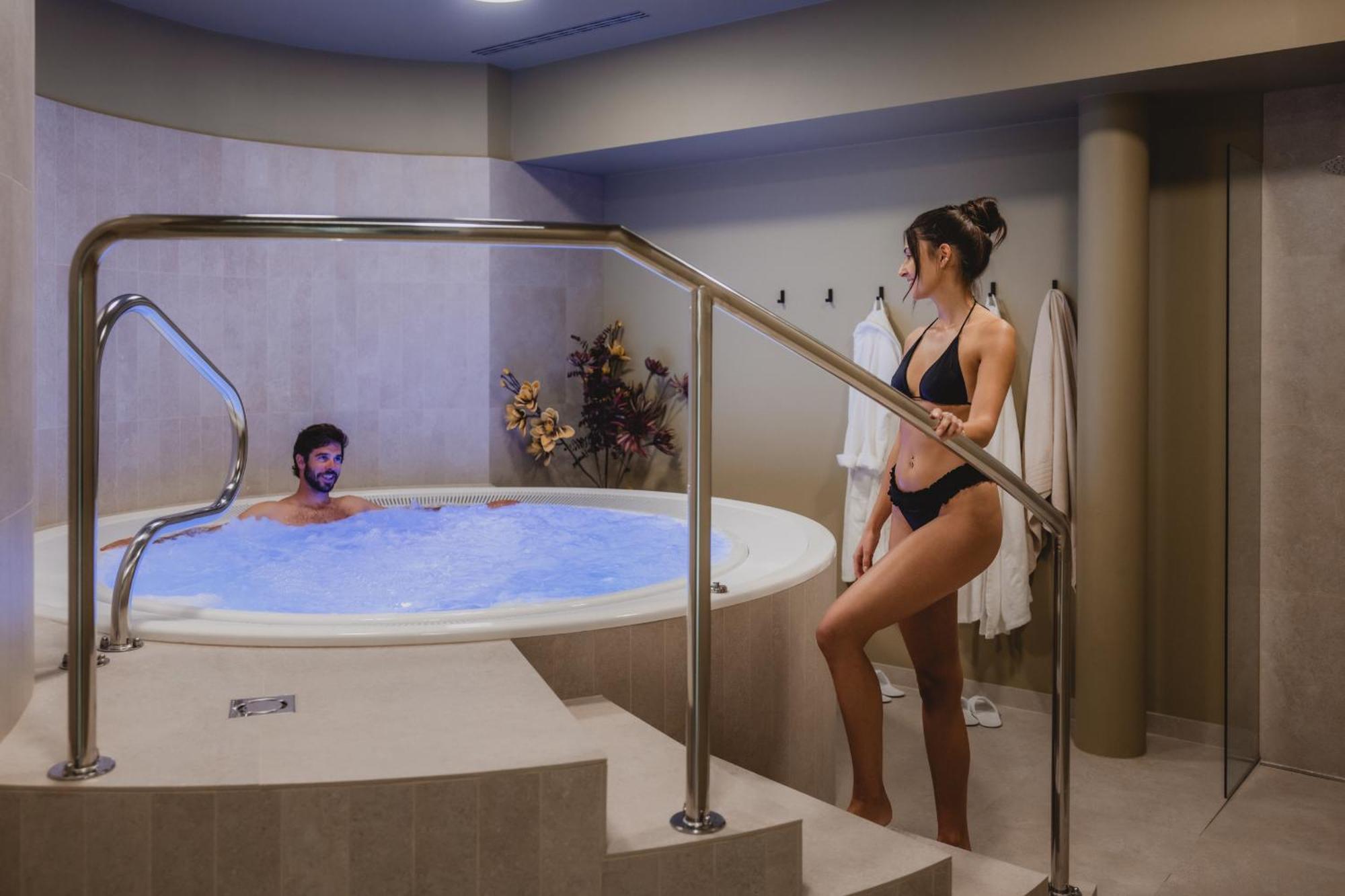 Hotel Kolping Merano Ngoại thất bức ảnh